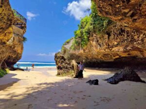 suluban-beach-bali
