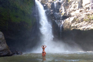 tegenungan walterfall